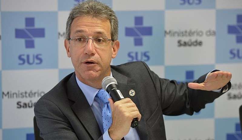 Ex-ministro da Saúde diz que é necessário aumentar orçamento em R$22 bilhões