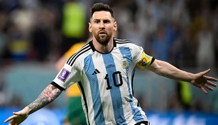 Messi supera Maradona e está a um gol de ser o maior artilheiro argentino em Copas Lorena Bueri