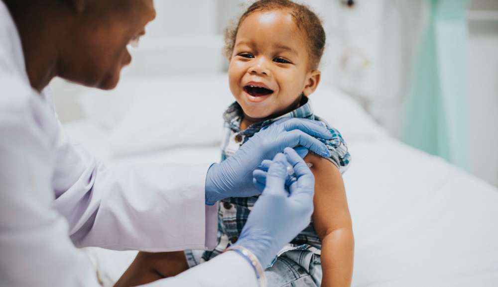 Rio de Janeiro quer aumentar o número de crianças vacinadas contra o sarampo Lorena Bueri