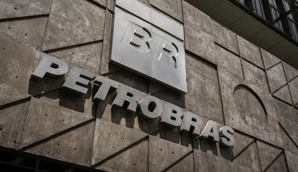 Petrobrás fica R$ 30 bilhões mais “pobre” com perda do valor de mercado Lorena Bueri
