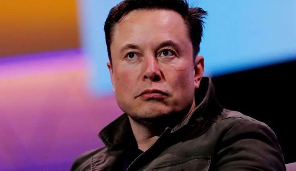 Usuários do Twitter votam pela renúncia de Elon Musk ao cargo de CEO