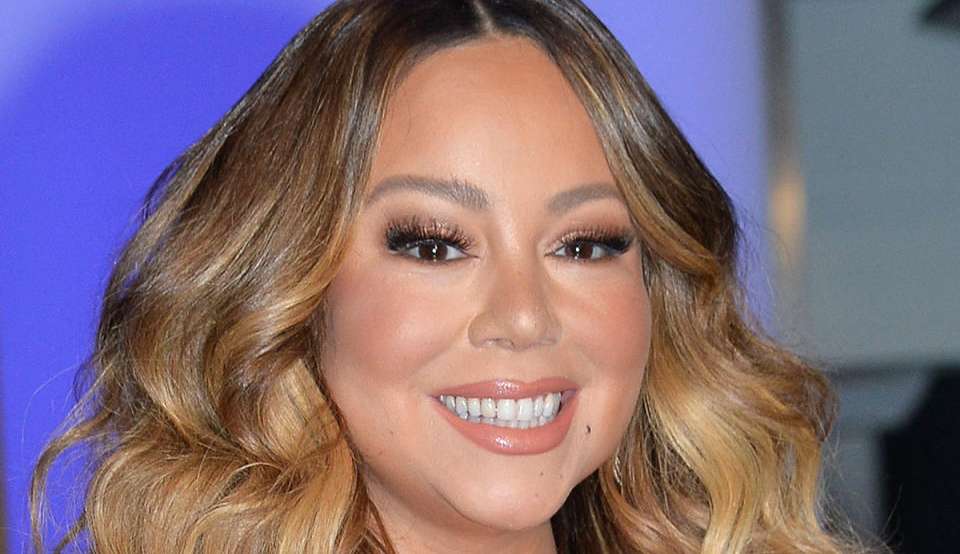 A diva do Natal! Mariah Carey recebeu uma fortuna em 2021 com sua célebre música natalina  Lorena Bueri