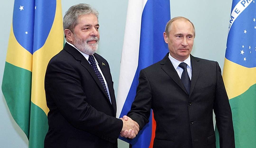 Lula afirma conversa com Putin e destaca: 'Brasil busca mundo sem fome e com paz' Lorena Bueri