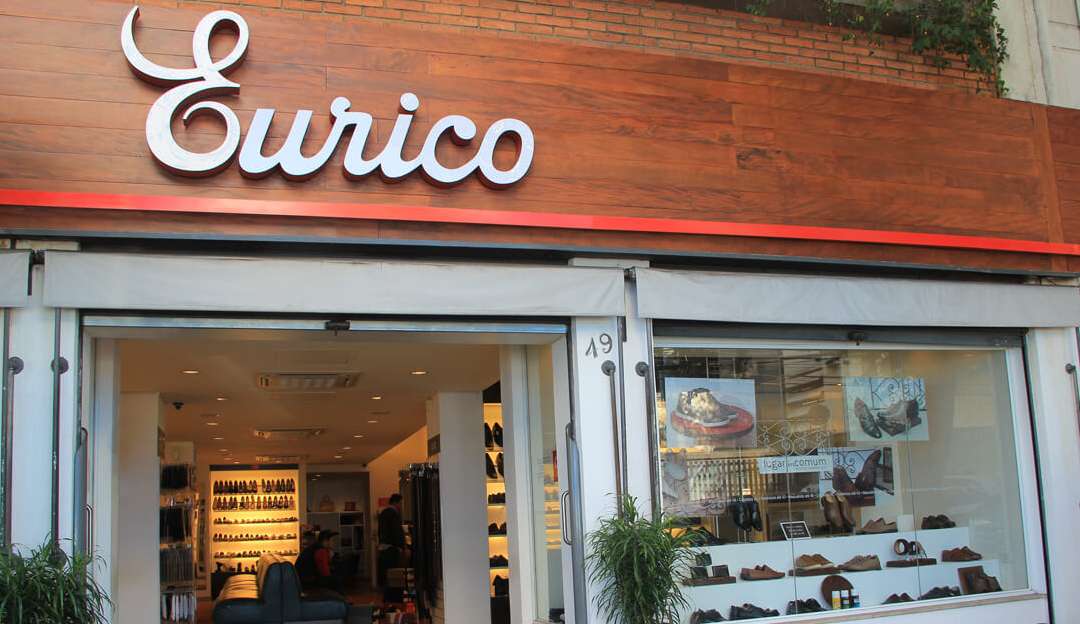Eurico: conheça a marca brasileira que vende sapatos gigantes