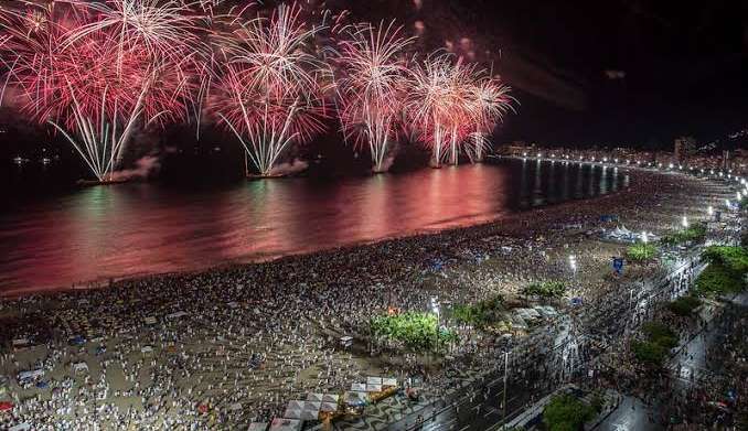 Prefeitura do Rio de Janeiro divulga esquema especial para Réveillon em Copacabana