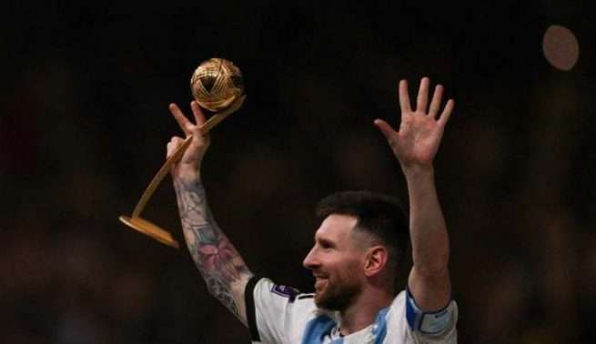 Messi é favorito a levar o prêmio de Melhor do Mundo Lorena Bueri