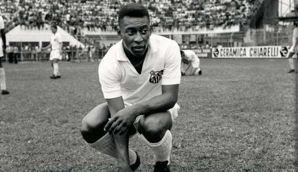 Santos tenta aposentar camisa 10 em homenagem a Pelé Lorena Bueri