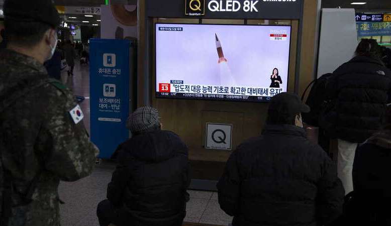 Coreia do Norte encerra o ano com três novos mísseis