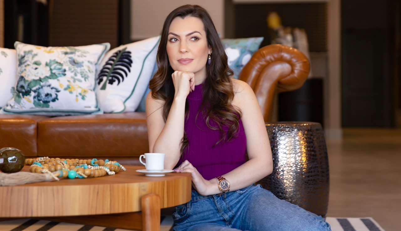 Carolina Fregulia ensina como não ser biscoiteira nas redes sociais