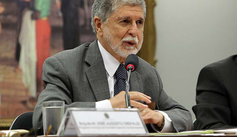 Celso Amorim, ex-chanceler é nomeado assessor-chefe da Assessoria Especial de Lula