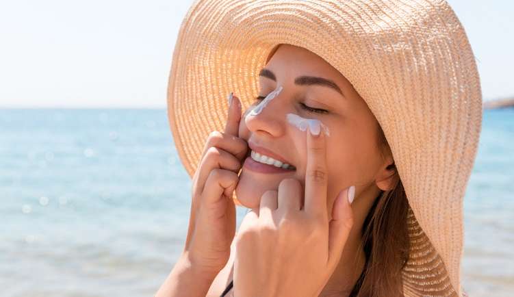 Alergia solar: Sintomas, tratamento e como não deixar ela atrapalhar o seu verão. 