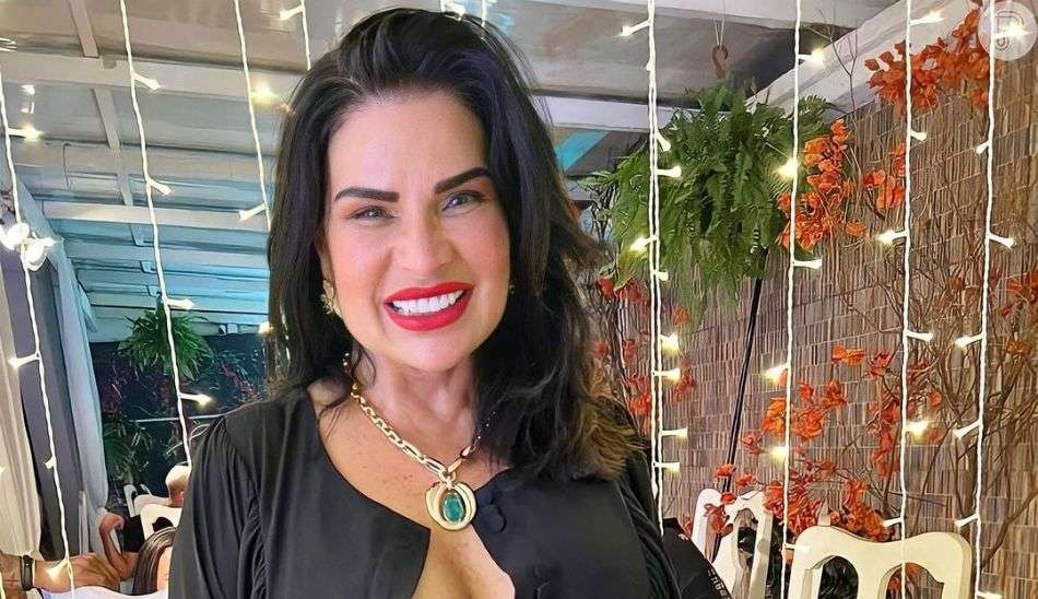 Solange Gomes presta queixa contra Monique Evans Lorena Bueri
