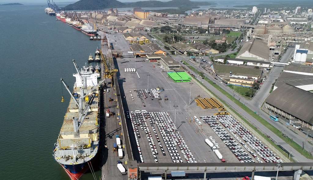 Porto de Paranaguá prevê embarcar mais de 3 milhões de toneladas de soja em grão 