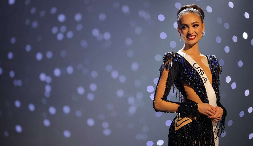 Miss Universo 2022: norte-americana R’Bonney Gabriel é a grande vencedora  Lorena Bueri