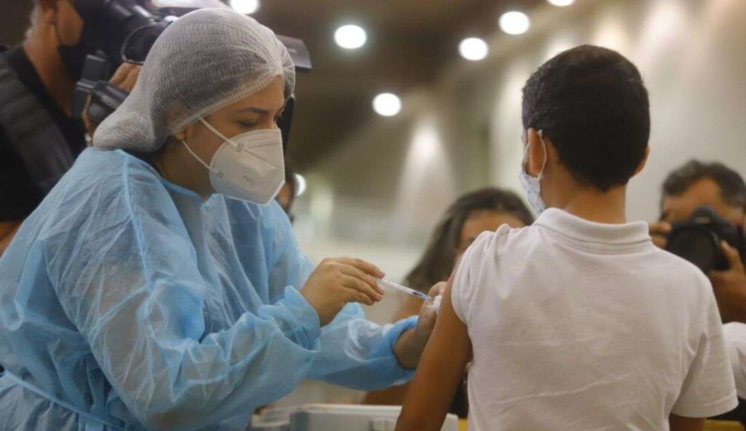 Covid-19: Ceará recebe mais de 38 mil doses da vacina Coronavac para crianças Lorena Bueri
