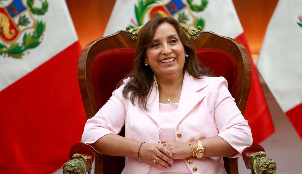 Presidente do Peru afirma que não renunciará a presidência
