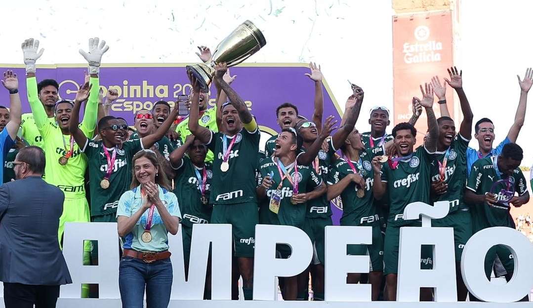 Bicampeão: Palmeiras vence o América MG com gol nos acréscimos