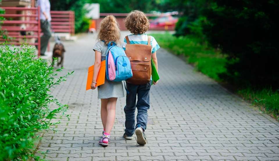 Volta às aulas: 4 dicas para preparar o seu filho  para a rotina escolar