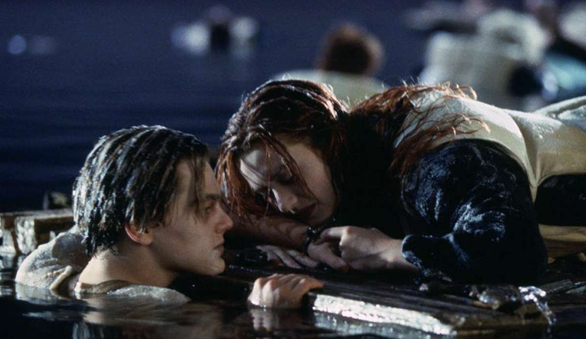 James Cameron admite que havia chances de Jack ter sobrevivido em Titanic  Lorena Bueri