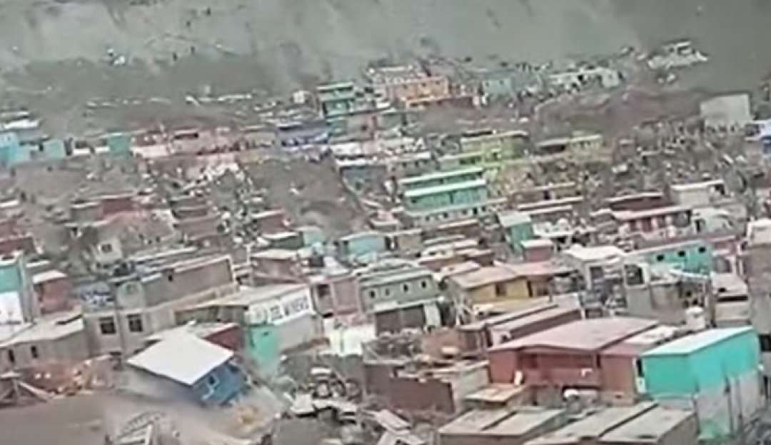 Deslizamentos de terra deixam mortos e feridos no Peru