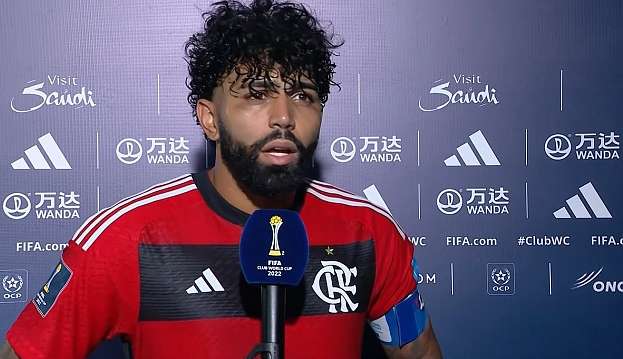 Gabriel fala com a imprensa após derrota no Mundial