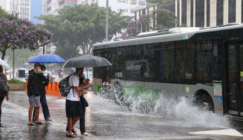 Em 13 dias, estado de São Paulo já teve alto índice de chuva Lorena Bueri