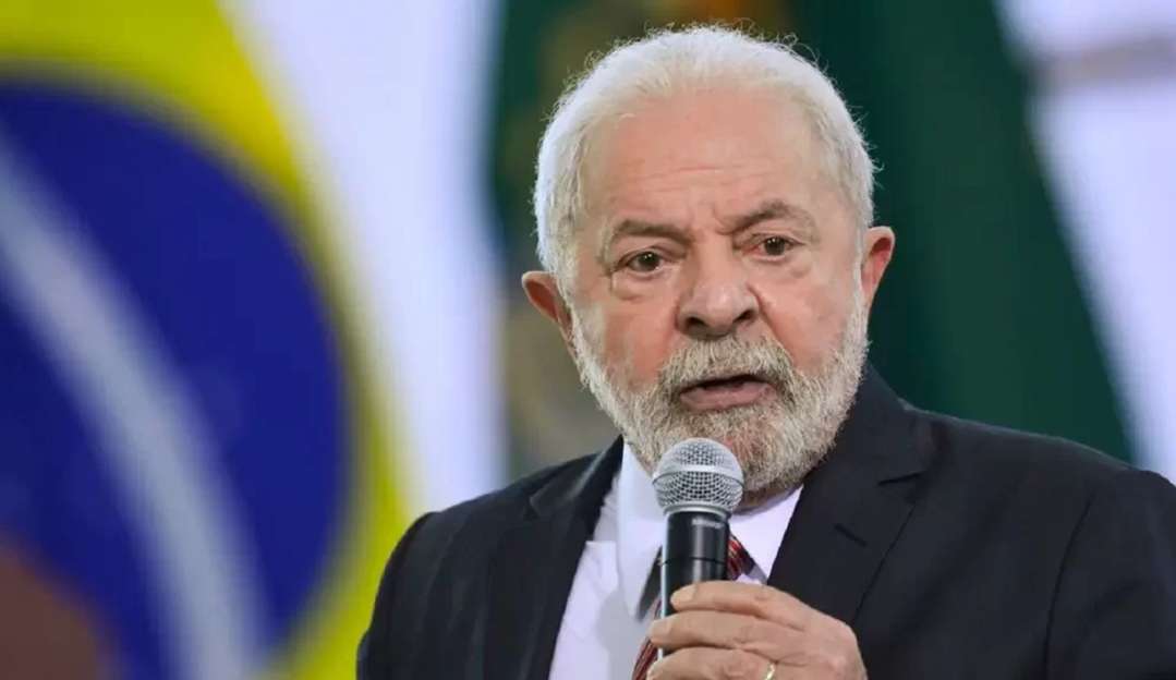 Governo Lula finaliza proposta e salário mínimo deve subir para R$ 1.320 Lorena Bueri