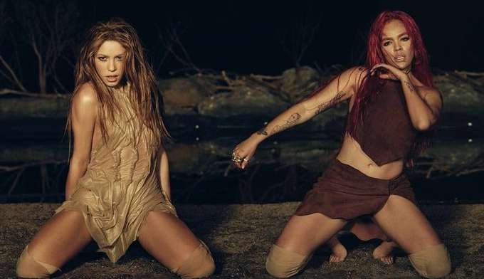 Shakira e Karol G lançam teaser na TImes Square em Nova Iorque Lorena Bueri