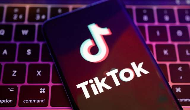 União Europeia ordena que o aplicativo TikTok  seja apagado de seus celulares oficiais Lorena Bueri