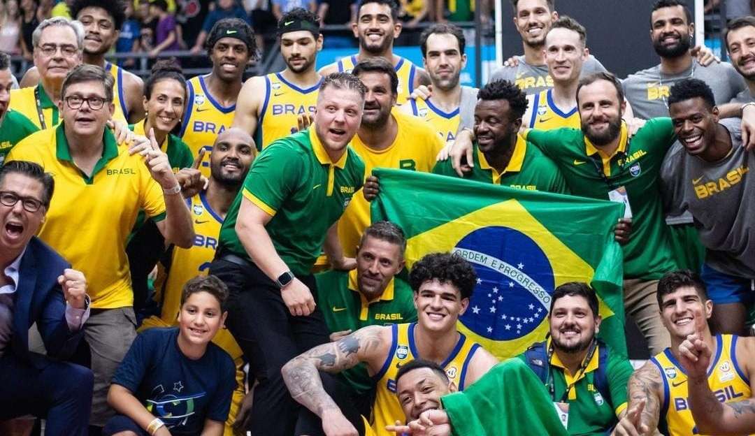 Brasil derrota os Estados Unidos e garante vaga na Copa do Mundo de basquete masculino