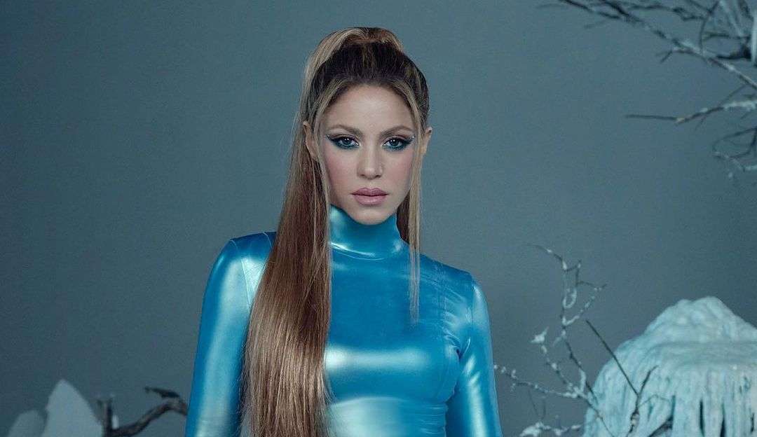 Shakira afirma estar confiante após fim de relacionamento e agradece apoio de fãs  Lorena Bueri