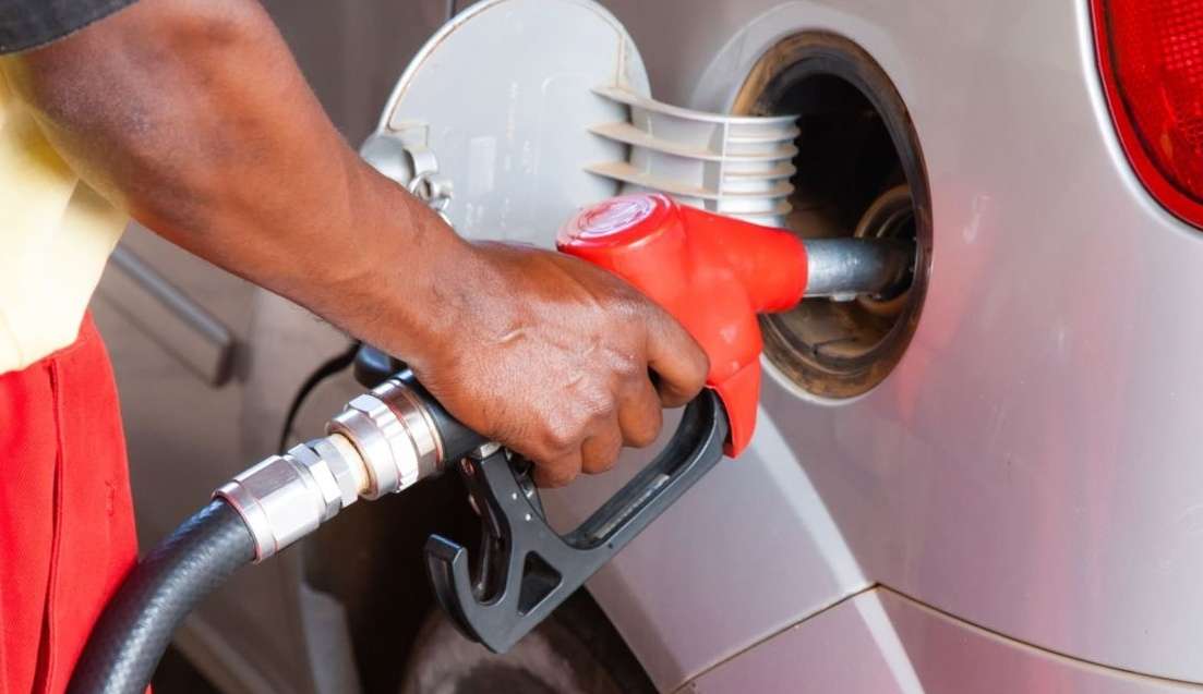 Preço da gasolina sobe após decisão do ministério da fazenda