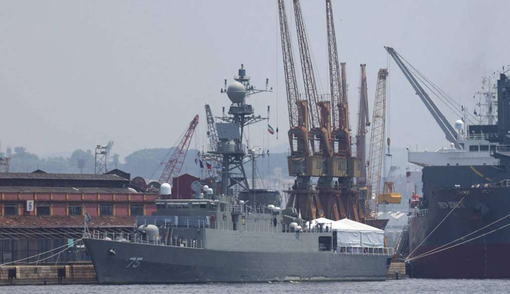 Navios de guerra do Irã atracam no porto do RJ e causam comoção internacional