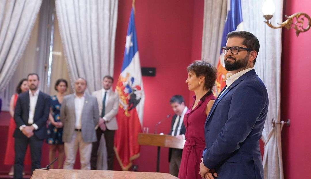 Boric, presidente do Chile, faz renovação no gabinete um ano após assumir mandato