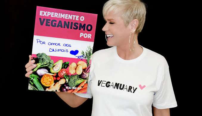 Xuxa afirma ter feito lipo e diz que, após o veganismo, sexo melhorou  Lorena Bueri