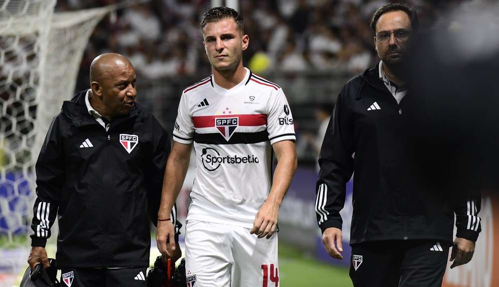 São Paulo confirma a ruptura no ligamento de Giuliano Galoppo, e não tem previsão de retorno 