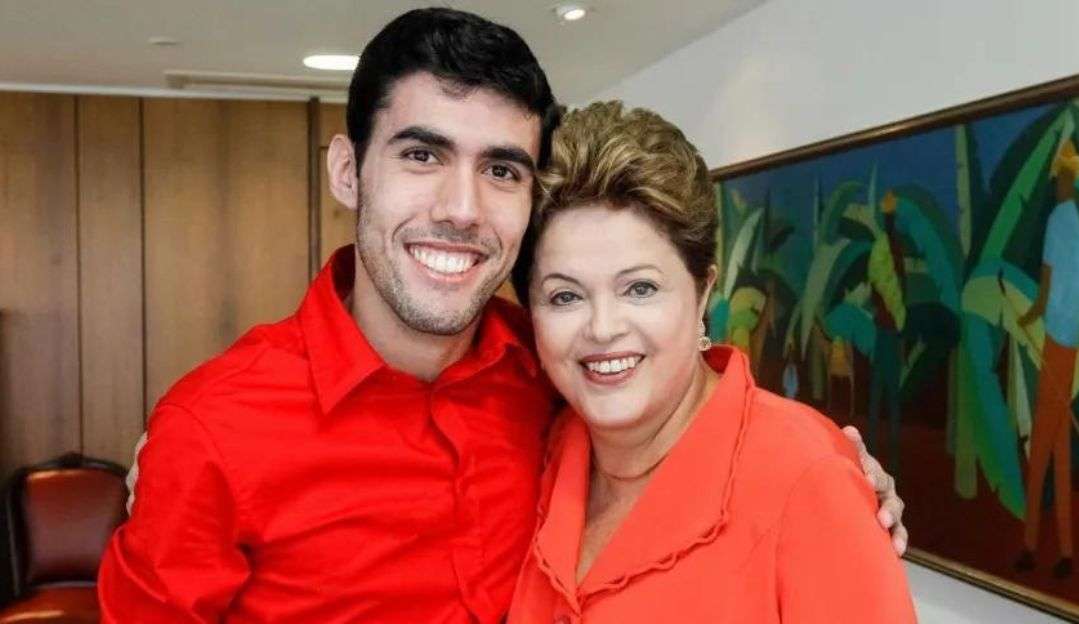 Criador do perfil “Dilma Bolada” é nomeado para cargo em estatal de comunicação Lorena Bueri