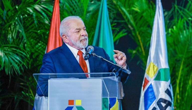 Deputado diz que o presidente Lula quer priorizar manutenção das estradas do Paraná