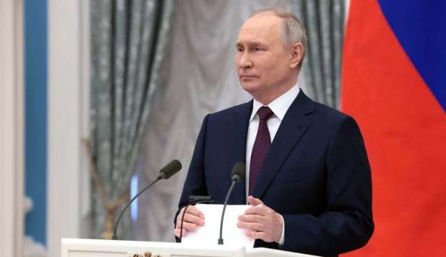 Tribunal de Haia emite mandado de prisão contra Vladimir Putin