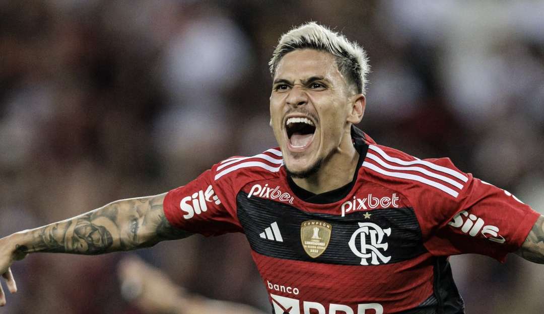 Flamengo derrota o Vasco e avança a final do Carioca Lorena Bueri