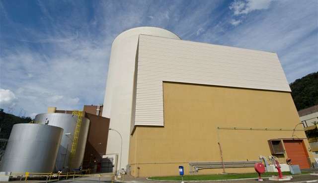 Eletronuclear é cobrada pela Justiça por não informar vazamento radioativo em Angra I