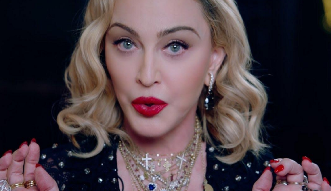Rainha do Pop e diretora, Madonna dirigirá sua cinebiografia