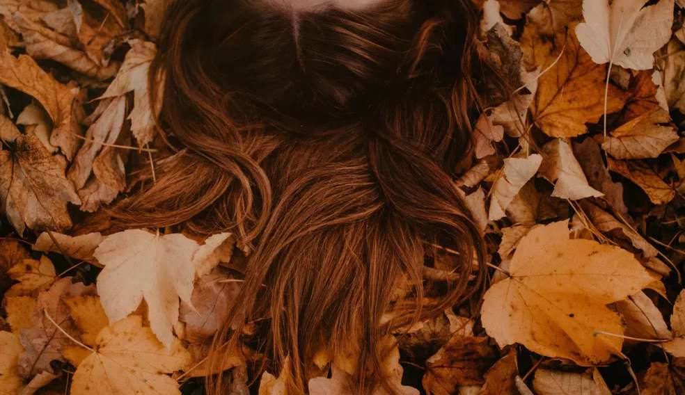Confira as tendências para os cabelos no outono Lorena Bueri