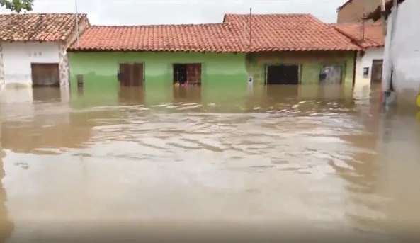 Cidades decretam estado de emergência devido as chuvas no Norte e Nordeste do Brasil