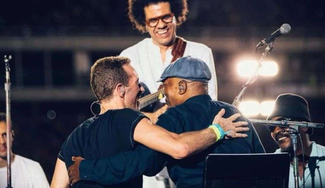 Coldplay recebe Milton Nascimento em show no Rio de Janeiro Lorena Bueri