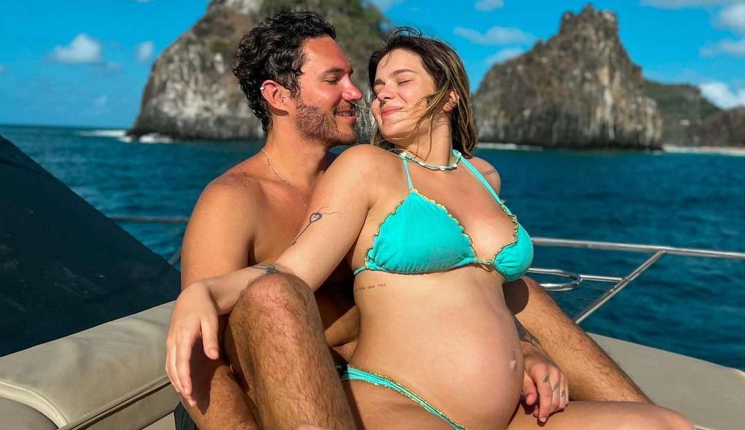 Eliezer e Viih Tube contam como tem sido a reta final da gravidez Lorena Bueri