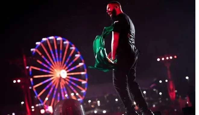 Drake mentiu sobre cancelamento do seu show no Lollapalooza Lorena Bueri