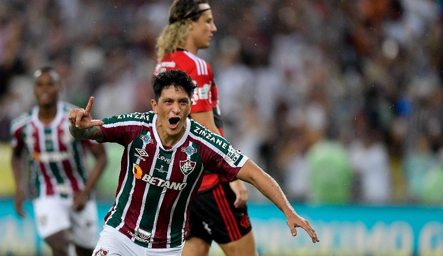 Fluminense supera Flamengo e conquista novamente o Campeonato Carioca Lorena Bueri