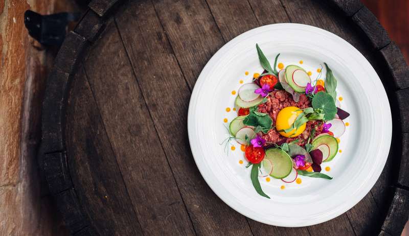 Flores Comestíveis: conheça as espécies que podem ser usadas na gastronomia Lorena Bueri