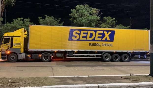 Polícia apreende 60kg de drogas em caminhão do Sedex